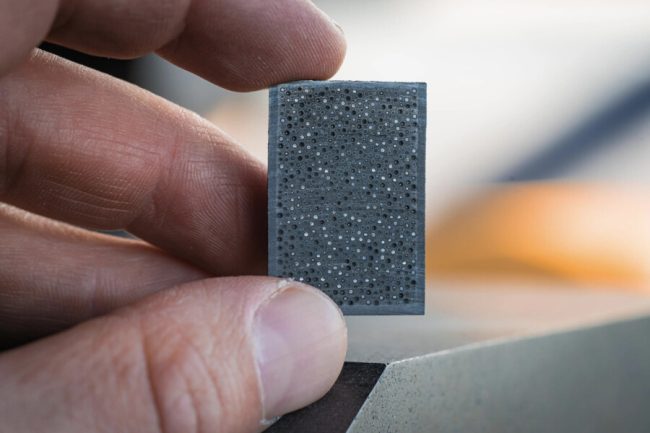 TRISO-FCM-cross-section